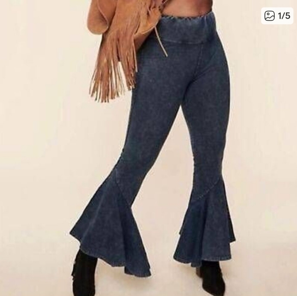 Earthbound Women's Flared Denim Color Leggings_Med